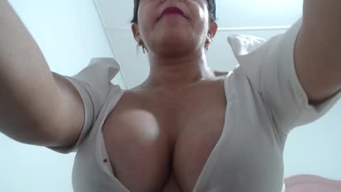 Snapshot of mariska_69 chatting on 16, 1, 2026 mariska_69 online show from 16, 1, 2026