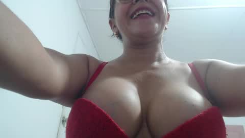 Snapshot of mariska_69 chatting on 10, 4, 2026 mariska_69 online show from 10, 4, 2026