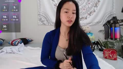 Snapshot of marissapeach chatting on 17, 12, 2024 MarissaPeach online show from 17, 12, 2024