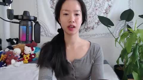 MarissaPeach online show from 4, 4, 2026