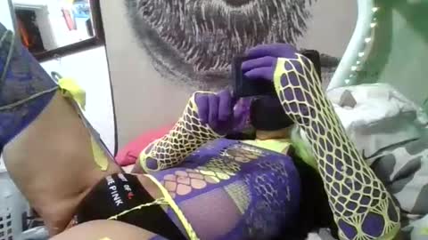 Prissy Miss online show from 3, 12, 2025