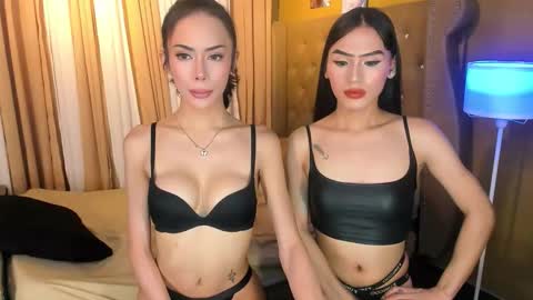 IM YOUR BABE GIRL LYCA online show from 22, 12, 2025