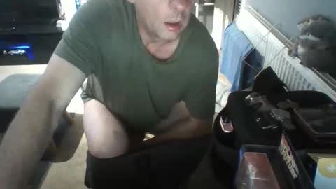 Snapshot of mark2110secs chatting on 12, 10, 2025 mark2110secs online show from 12, 10, 2025