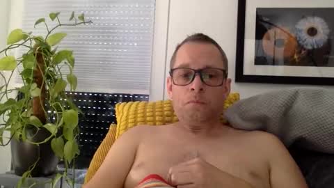 Snapshot of mark32571 chatting on 8, 4, 2026 Little Mark online show from 8, 4, 2026