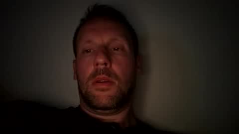 Snapshot of mark__39 chatting on 6, 4, 2026 Mark online show from 6, 4, 2026