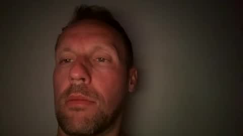 Snapshot of mark__39 chatting on 12, 4, 2026 Mark online show from 12, 4, 2026