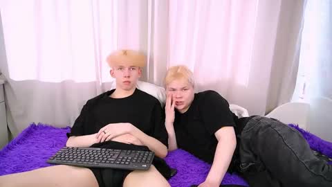 Snapshot of mark_brain chatting on 26, 3, 2026 mark_brain online show from 26, 3, 2026