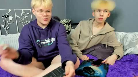 Snapshot of mark_brain chatting on 22, 4, 2026 mark_brain online show from 22, 4, 2026