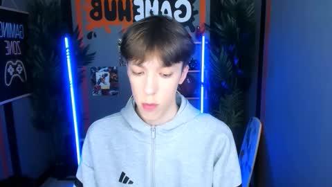 Mark online show from 8, 11, 2025