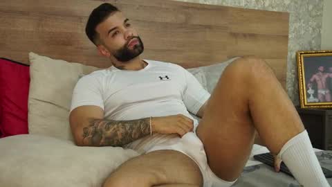 Snapshot of mark_hazze chatting on 12, 1, 2025 Mark online show from 12, 1, 2025