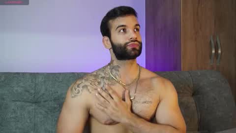 Snapshot of mark_hazze chatting on 1, 11, 2025 Mark online show from 1, 11, 2025