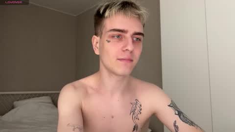 Snapshot of mark_lovrov chatting on 13, 3, 2026 Mark 3 online show from 13, 3, 2026