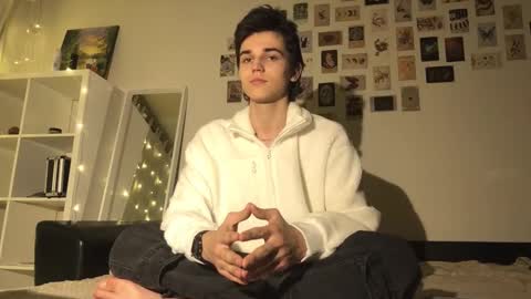 Mark online show from 14, 11, 2025