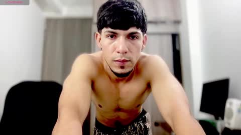 Snapshot of mark_rut chatting on 6, 3, 2025 MODEL Mark Rut online show from 6, 3, 2025