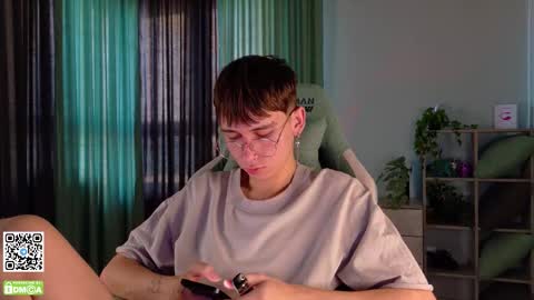 Snapshot of mark_safr chatting on 16, 11, 2025 Mark online show from 16, 11, 2025