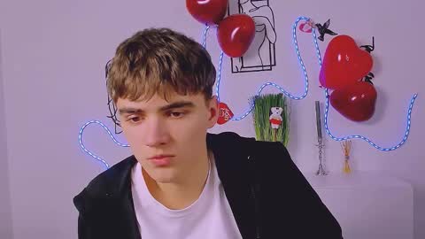 Snapshot of mark_sir chatting on 9, 2, 2026 mark_sir online show from 9, 2, 2026