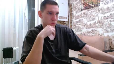 Snapshot of markbodrov chatting on 17, 4, 2026 markbodrov online show from 17, 4, 2026