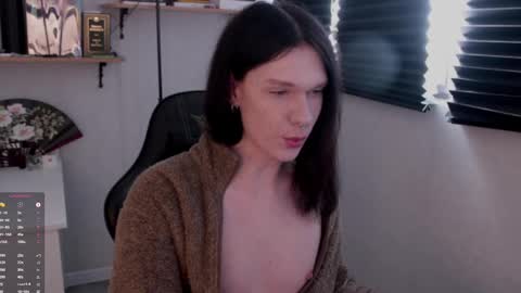 Mark online show from 9, 2, 2025