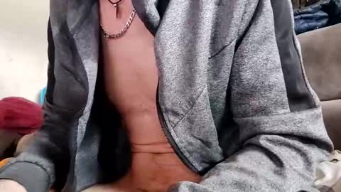 Snapshot of markinhobro chatting on 12, 4, 2026 markinhobro online show from 12, 4, 2026