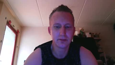 Snapshot of marktheboy4u chatting on 4, 5, 2026 Mark online show from 4, 5, 2026