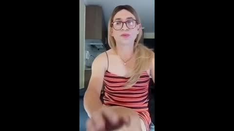 Snapshot of marla85 chatting on 3, 4, 2026 marla85 online show from 3, 4, 2026