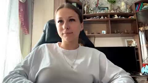 Snapshot of marlenahuit chatting on 3, 7, 2026 Lena online show from 3, 7, 2026