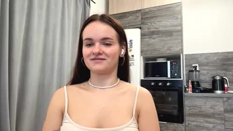 Snapshot of marlenamarschel chatting on 12, 10, 2025 Maja online show from 12, 10, 2025