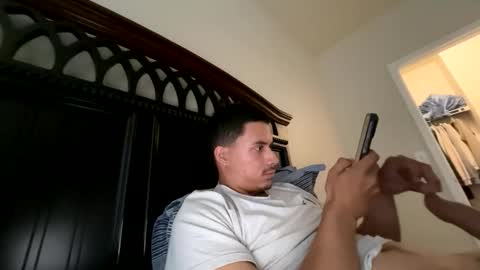 Snapshot of marlonnolascotabora15 chatting on 8, 5, 2026 marlonnolascotabora15 online show from 8, 5, 2026