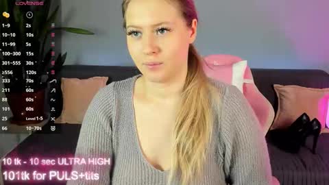 Snapshot of marmel199 chatting on 25, 11, 2025 Liza online show from 25, 11, 2025