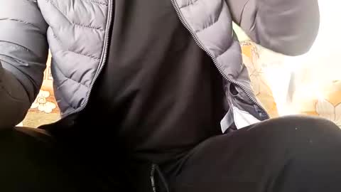 Snapshot of marocreda33 chatting on 14, 12, 2025 marocreda33 online show from 14, 12, 2025