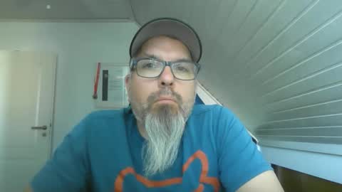Snapshot of marriedcock1980 chatting on 27, 5, 2026 marriedcock1980 online show from 27, 5, 2026