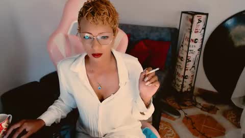 May online show from 1, 10, 2025