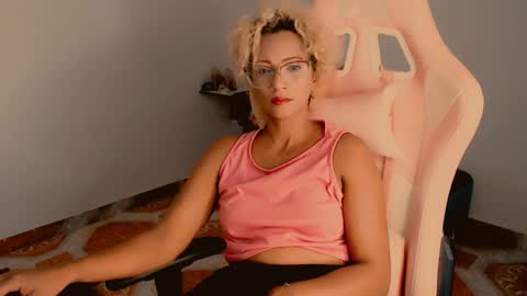 Snapshot of marryme00 chatting on 26, 3, 2026 May online show from 26, 3, 2026