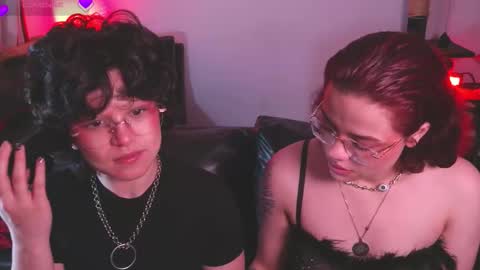 Snapshot of marsdoll chatting on 23, 12, 2025 Marsdoll online show from 23, 12, 2025