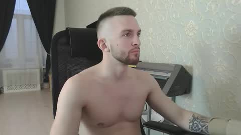 Snapshot of marselle_looker chatting on 30, 11, 2025 Marselle online show from 30, 11, 2025