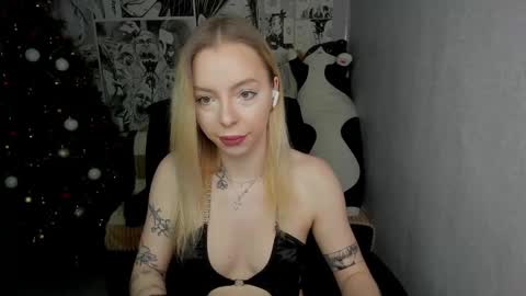 Martha Cameron online show from 23, 12, 2024