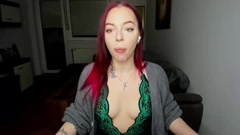 Martha Cameron online show from 31, 3, 2026