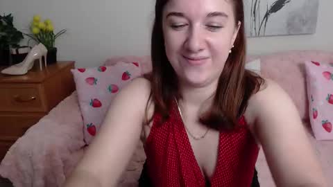 Snapshot of marthasimons chatting on 26, 11, 2025 Martha online show from 26, 11, 2025