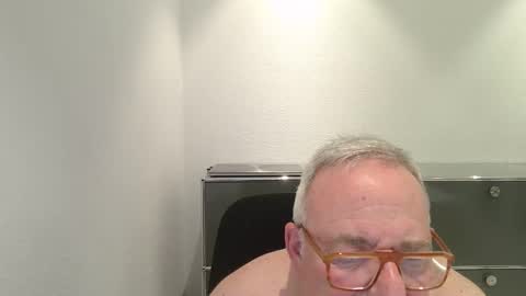 martin_1947 online show from 2, 12, 2025