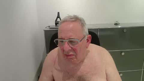 Snapshot of martin_1947 chatting on 3, 7, 2026 martin_1947 online show from 3, 7, 2026