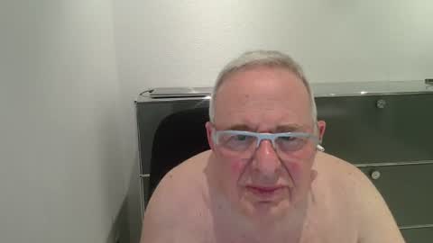 Snapshot of martin_1947 chatting on 28, 7, 2026 martin_1947 online show from 28, 7, 2026