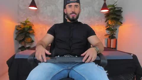 Snapshot of martin_foster_ chatting on 8, 4, 2026 Martin Foster online show from 8, 4, 2026