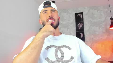 Snapshot of martin_foster_ chatting on 13, 4, 2026 Martin Foster online show from 13, 4, 2026