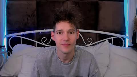 Snapshot of martin_perry chatting on 17, 4, 2026 Martin online show from 17, 4, 2026