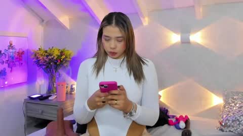 Snapshot of martina_miiller chatting on 27, 4, 2026 martina mIIler online show from 27, 4, 2026