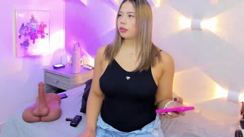 Snapshot of martina_miiller chatting on 28, 4, 2026 martina mIIler online show from 28, 4, 2026