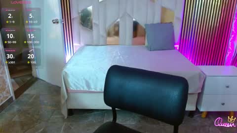 Snapshot of martina_tay chatting on 3, 5, 2026 Hey im martina online show from 3, 5, 2026