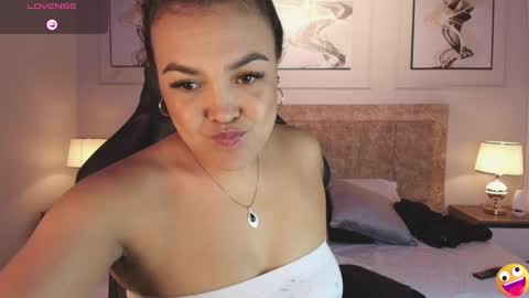 Snapshot of martina_vega__ chatting on 10, 1, 2025 NATALIA ON A TRAVEL FROM DECEMBER 6TH TO THE 9TH ENJOY ME BEFORE I LEAVE online show from 10, 1, 2025