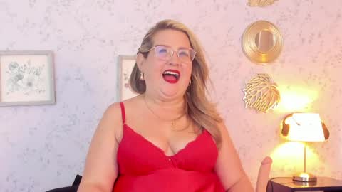 Martina Caicedo online show from 2, 4, 2026