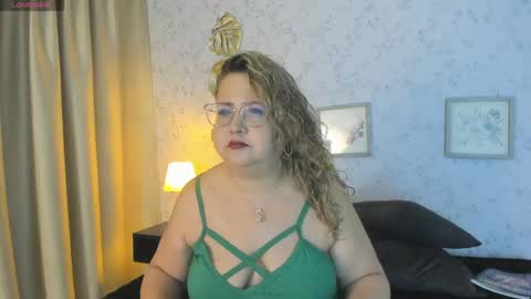 Snapshot of martinacurvy_ chatting on 26, 5, 2026 Martina Caicedo online show from 26, 5, 2026
